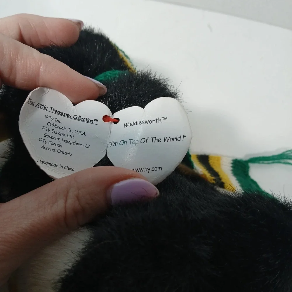 Ty 1993 Attic Treasure Waddlesworth The Penguin